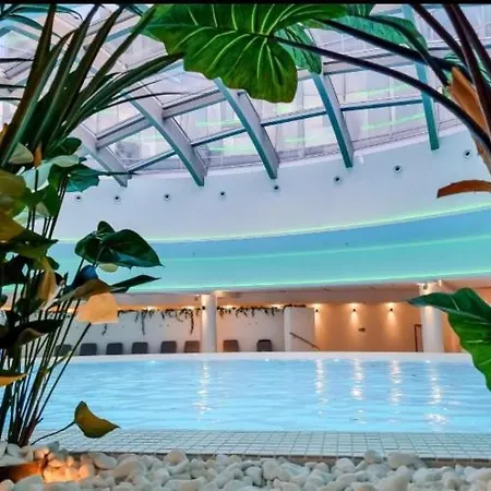 Hanza Tower Casino Sauna & Jacuzzi & Pool Appartamento