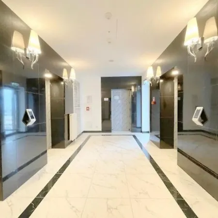 Hanza Tower Casino Sauna & Jacuzzi & Pool *