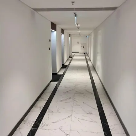 Hanza Tower Casino Sauna & Jacuzzi & Pool Appartamento